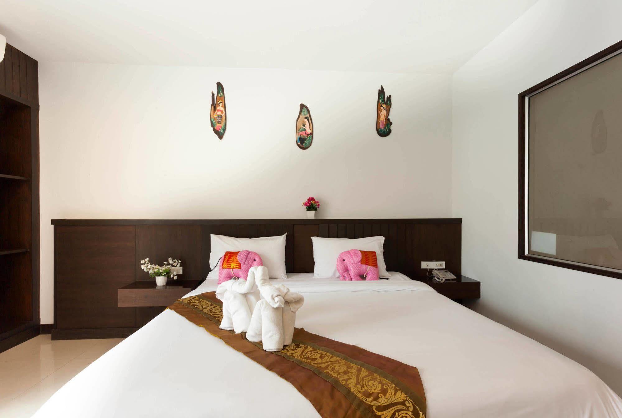 Larn Park Resortel Patong Dış mekan fotoğraf