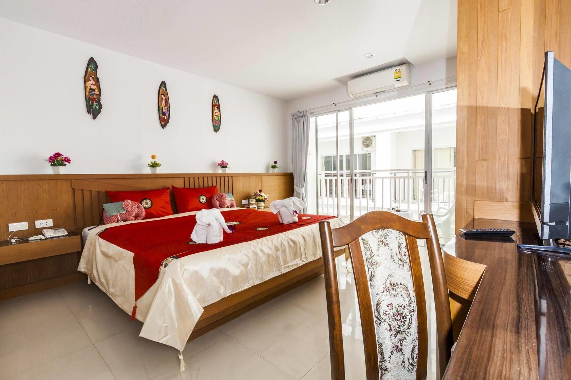 Larn Park Resortel Patong Dış mekan fotoğraf