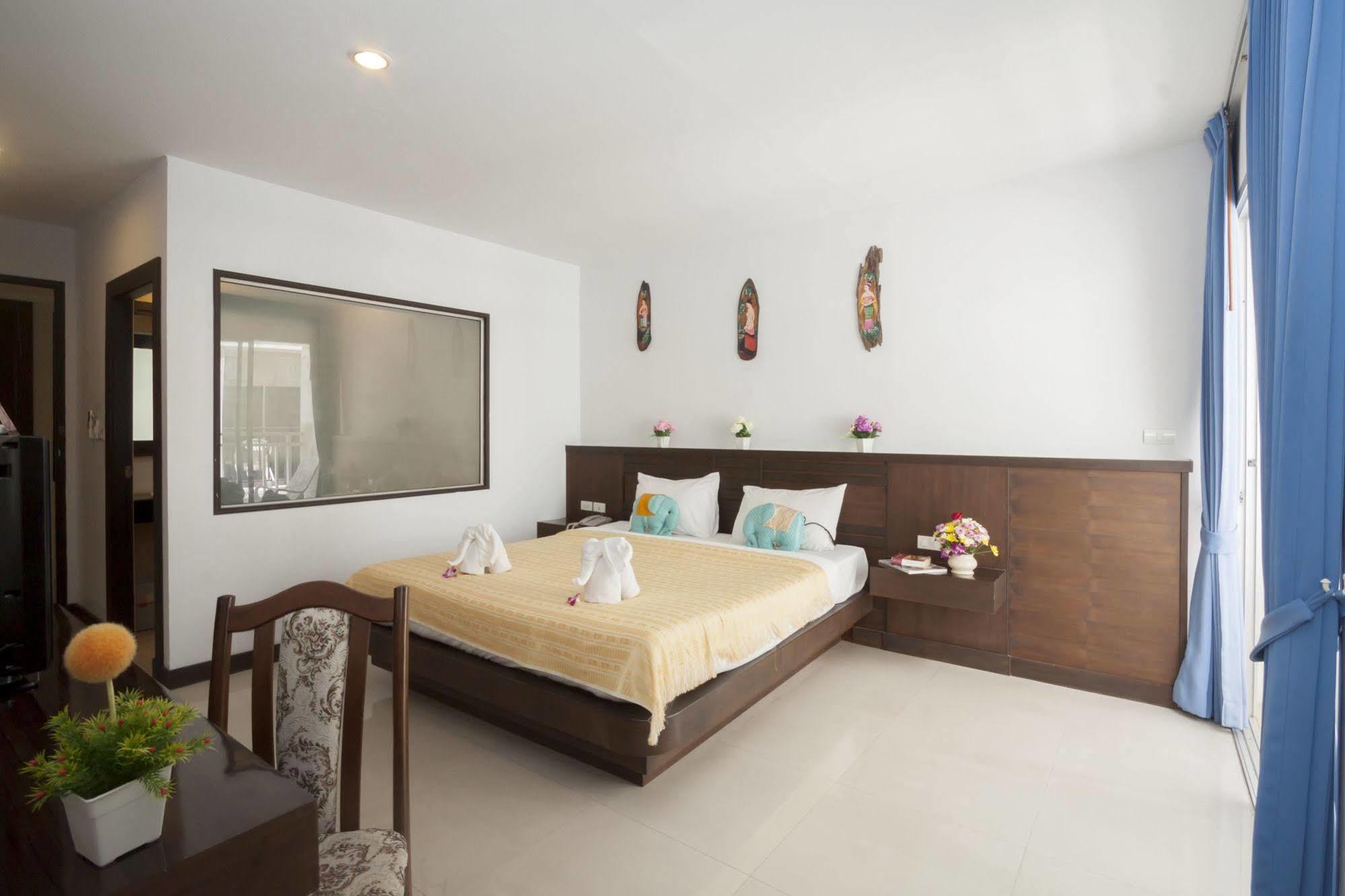 Larn Park Resortel Patong Dış mekan fotoğraf