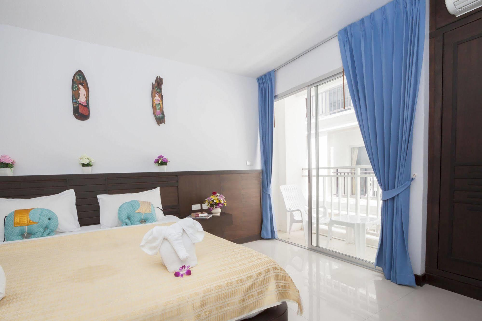 Larn Park Resortel Patong Dış mekan fotoğraf